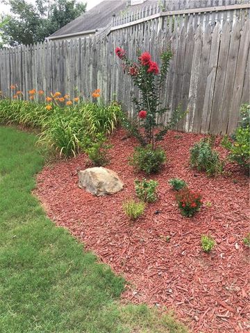 2203 Loudon Lane, Kennesaw, GA 30152