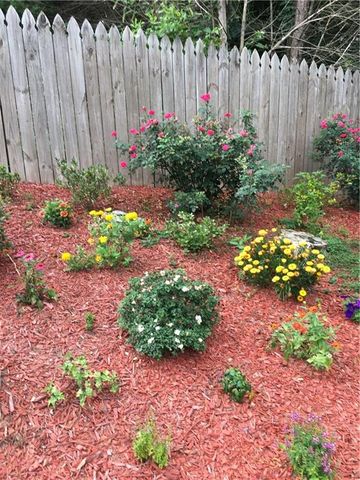 2203 Loudon Lane, Kennesaw, GA 30152