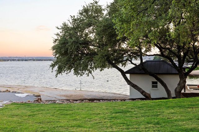 2510 Belaire East LN, Granite Shoals, TX 78654