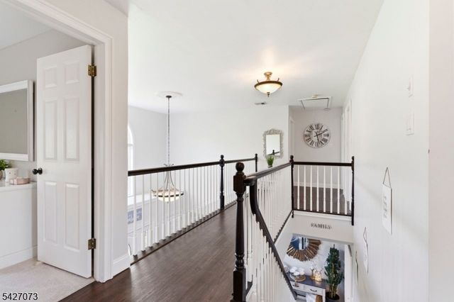 7 Woodfield Rd, Green Twp., NJ 07821