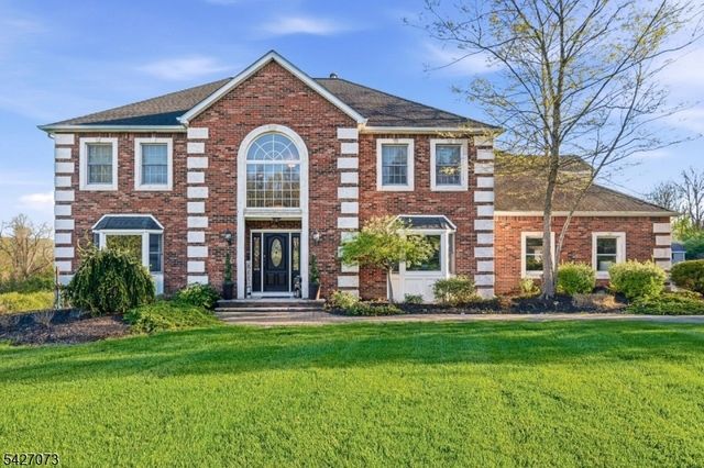 7 Woodfield Rd, Green Twp., NJ 07821