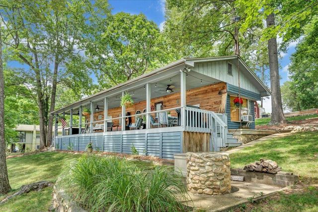 35 Bluewater CT, Moneta, VA 24121