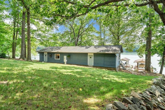 35 Bluewater CT, Moneta, VA 24121