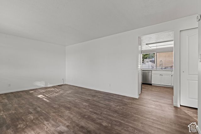 6072 S 2550 W, Roy, UT 84067
