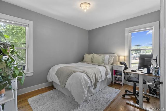 903 E 2nd Street, Royal Oak, MI 48067