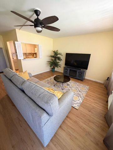 68 Brighton B, Boca Raton, FL 33434