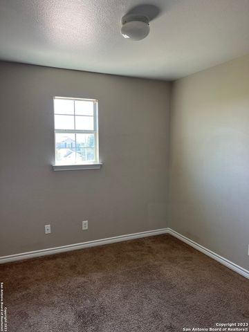 10027 VASSO VW, Converse, TX 78109