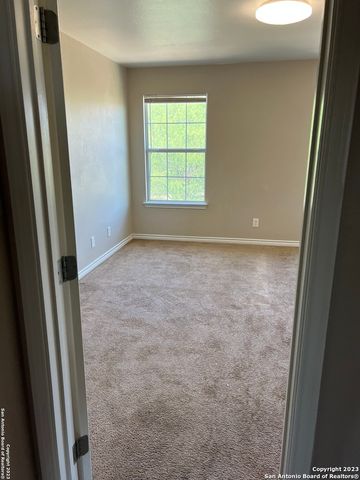 10027 VASSO VW, Converse, TX 78109