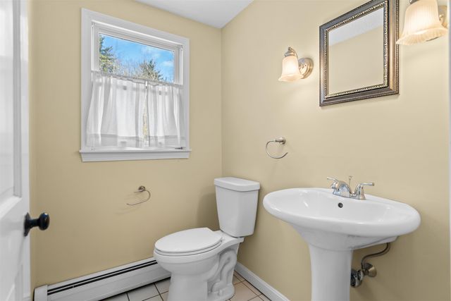 36 Buckridge Drive, Amherst, NH 03031