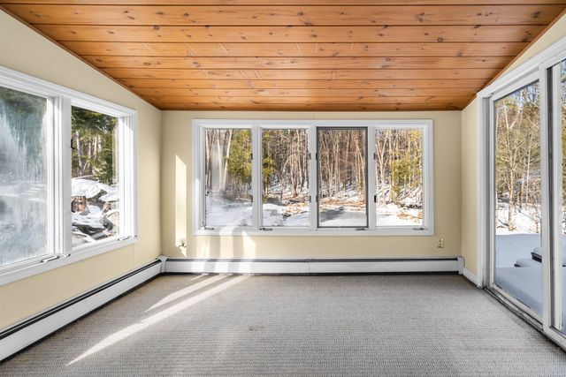 36 Buckridge Drive, Amherst, NH 03031