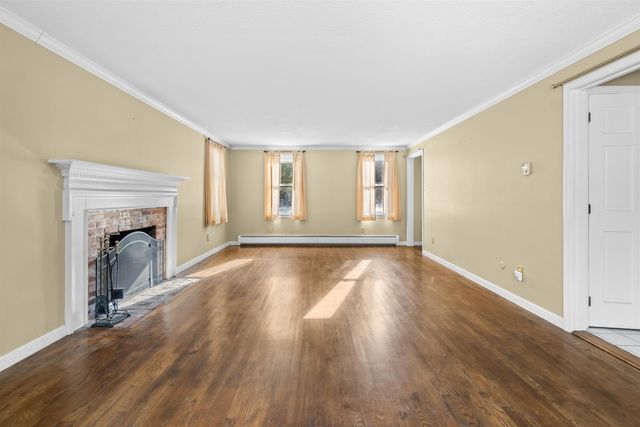 36 Buckridge Drive, Amherst, NH 03031