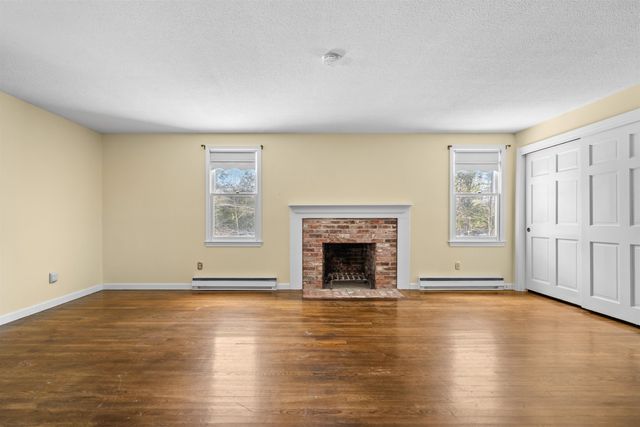 36 Buckridge Drive, Amherst, NH 03031