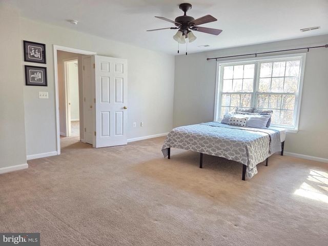 32 GENERAL LEE CT, Montross, VA 22520