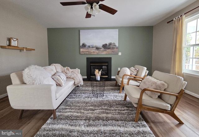 32 GENERAL LEE CT, Montross, VA 22520