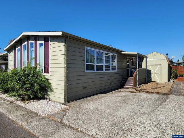 5422 Portland Rd NE 127, Salem, OR 97305