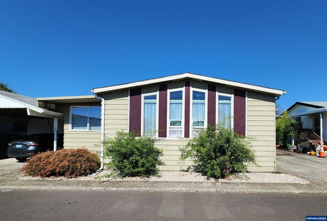 5422 Portland Rd NE 127, Salem, OR 97305