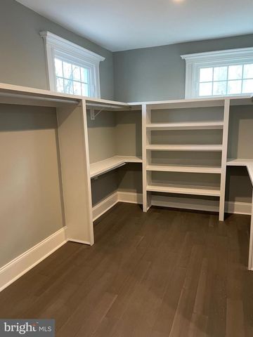 5601 S BEND RD, Baltimore, MD 21209
