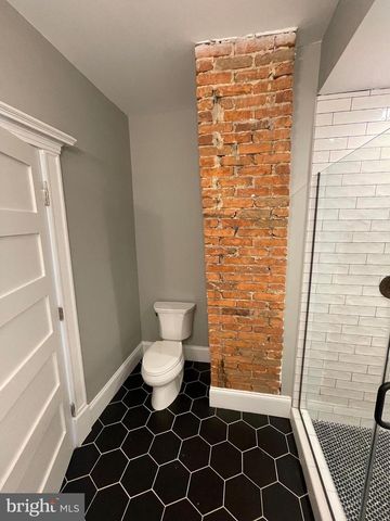 5601 S BEND RD, Baltimore, MD 21209