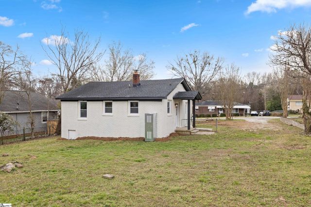 15 Lermann Drive, Greenville, SC 29605