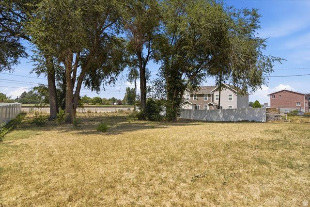 2443 N 475 W, Sunset, UT 84015