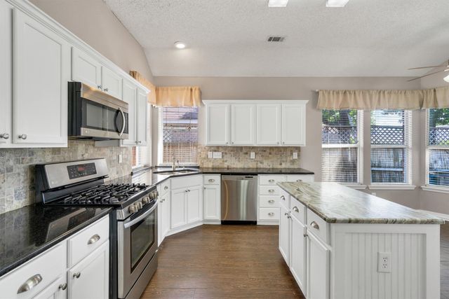 7401 Centenary Drive, Rowlett, TX 75089