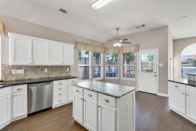 7401 Centenary Drive, Rowlett, TX 75089