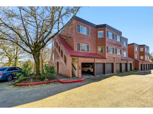 66 OSWEGO, Lake Oswego, OR 97035