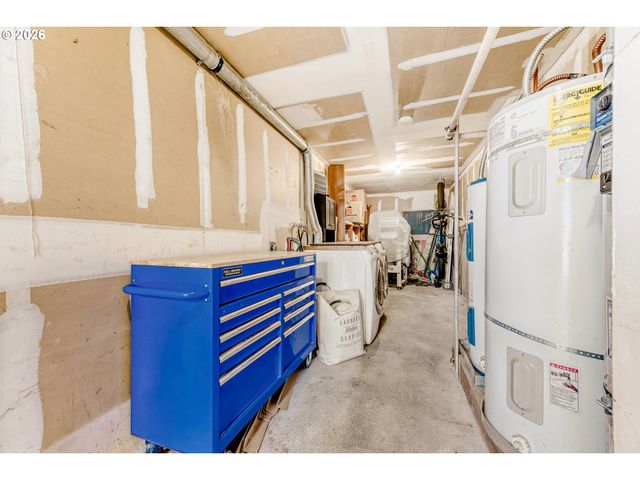 66 OSWEGO, Lake Oswego, OR 97035