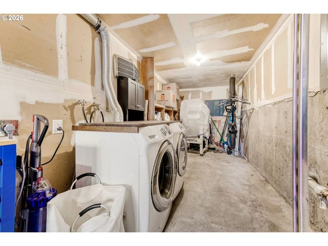 66 OSWEGO, Lake Oswego, OR 97035