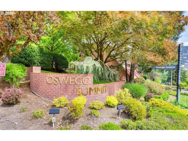 66 OSWEGO, Lake Oswego, OR 97035