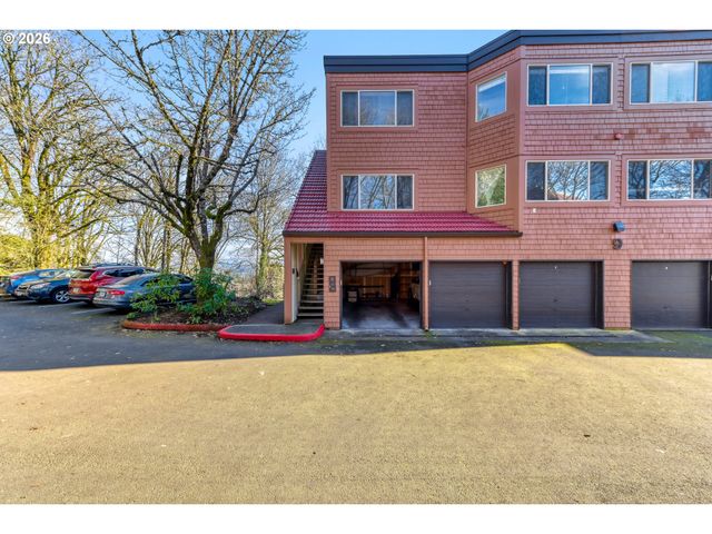 66 OSWEGO, Lake Oswego, OR 97035