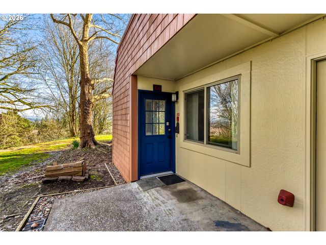66 OSWEGO, Lake Oswego, OR 97035