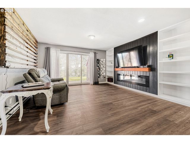 66 OSWEGO, Lake Oswego, OR 97035