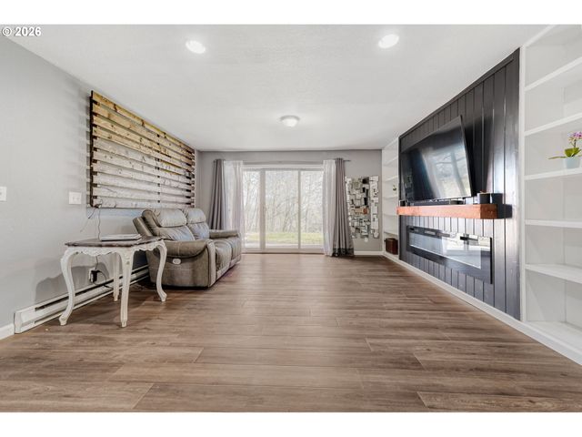 66 OSWEGO, Lake Oswego, OR 97035