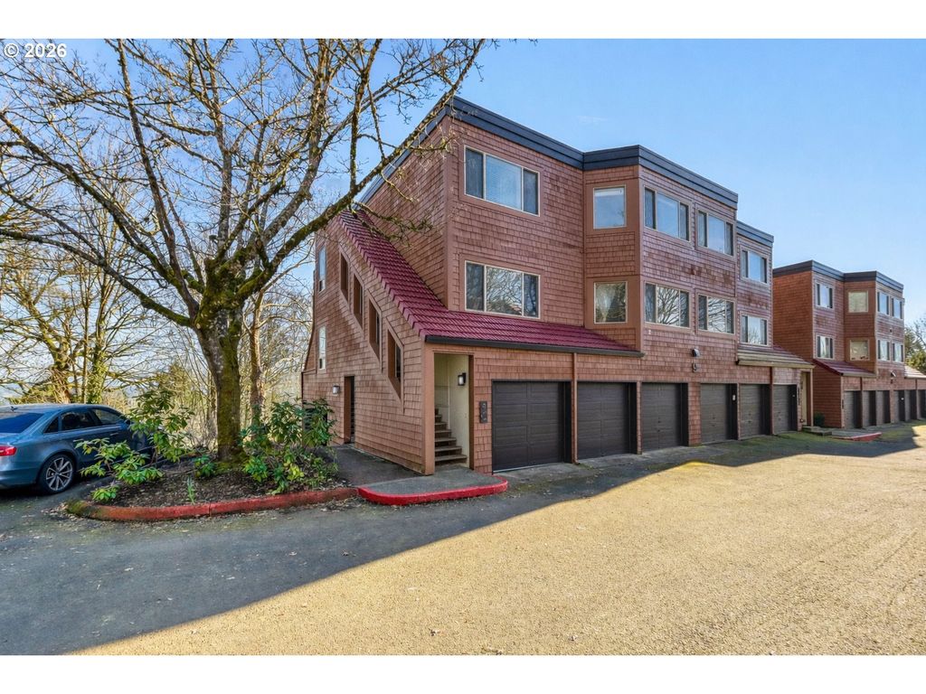 66 OSWEGO, Lake Oswego, OR 97035