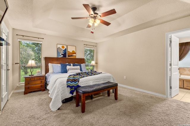 1353 HUNTERS CT, Seguin, TX 78155