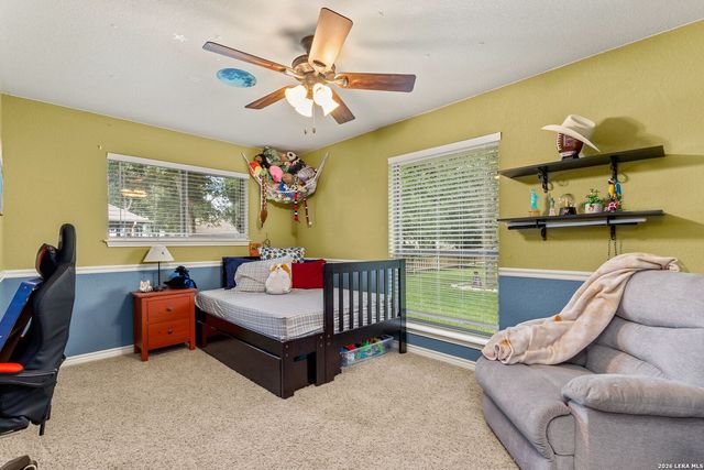 1353 HUNTERS CT, Seguin, TX 78155