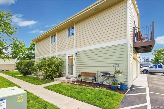 1250 S Monaco Street Parkway 12, Denver, CO 80224