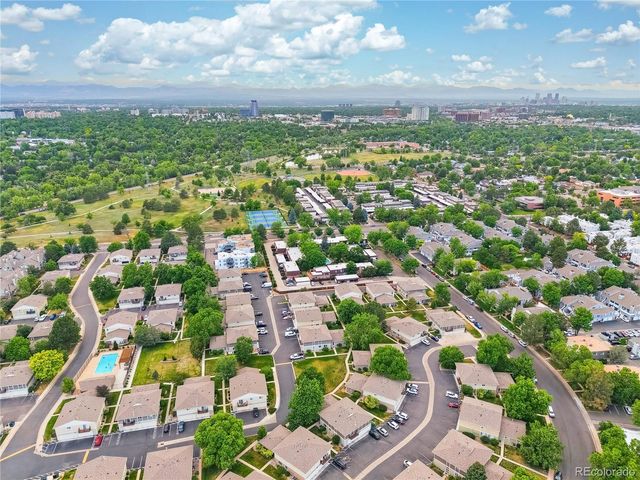 1250 S Monaco Street Parkway 12, Denver, CO 80224