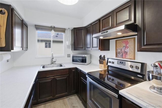 1250 S Monaco Street Parkway 12, Denver, CO 80224