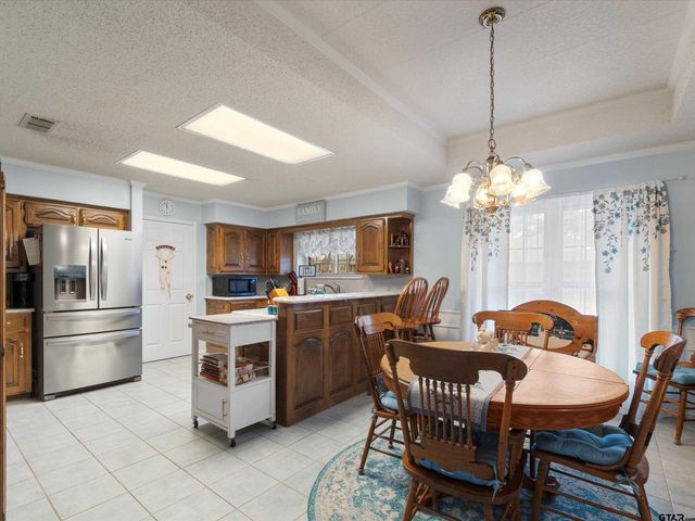 306 Pueblo Dr., Gilmer, TX 75644