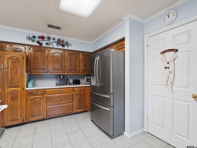 306 Pueblo Dr., Gilmer, TX 75644