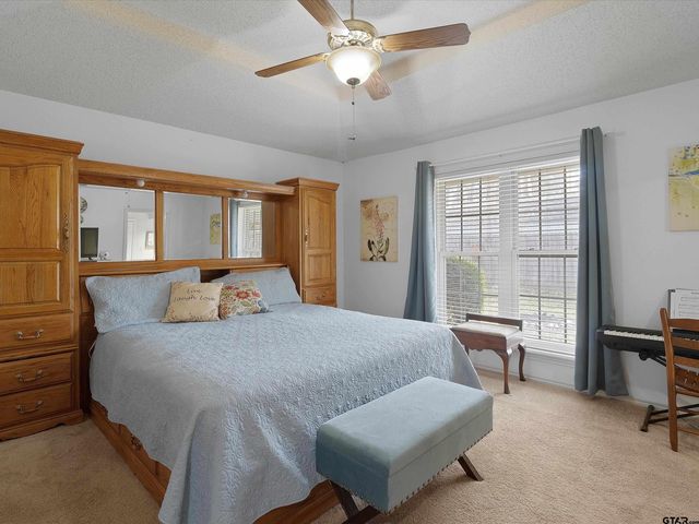 306 Pueblo Dr., Gilmer, TX 75644