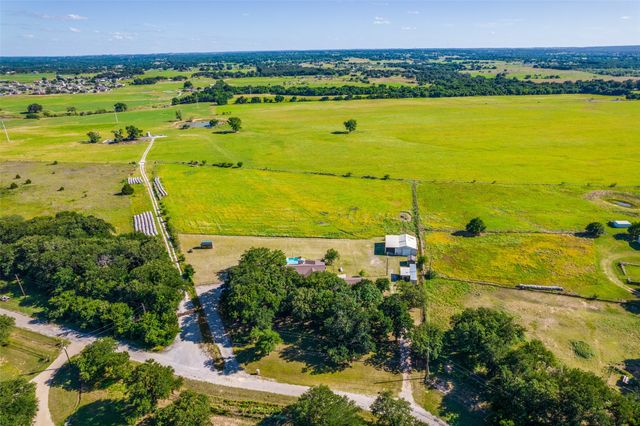 108 Gladdis Lane, Springtown, TX 76082