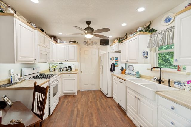 108 Gladdis Lane, Springtown, TX 76082