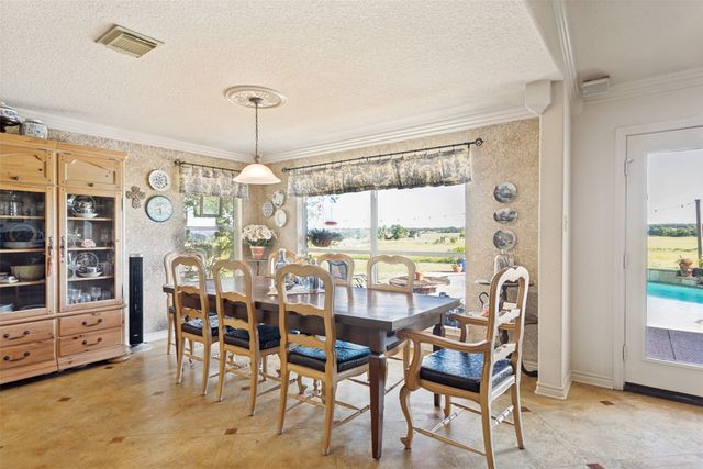 108 Gladdis Lane, Springtown, TX 76082