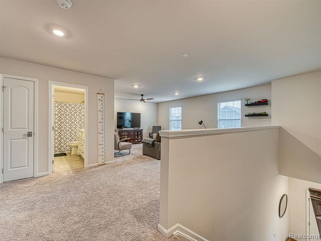 2750 Salt Springs Drive, Saline, MI 48176