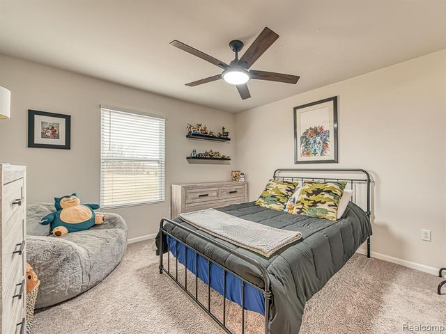 2750 Salt Springs Drive, Saline, MI 48176