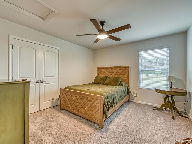 2750 Salt Springs Drive, Saline, MI 48176