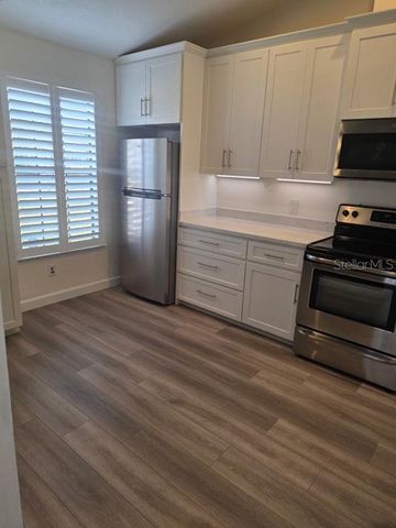 127 DRESDAN COURT, Sanford, FL 32771